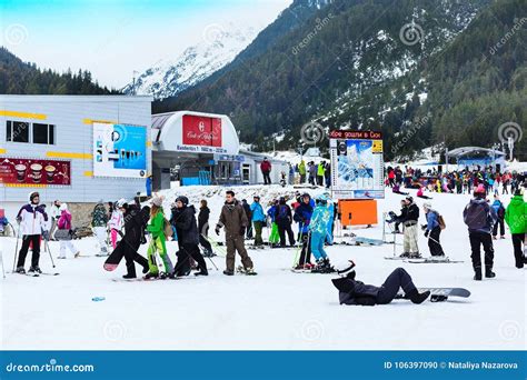 Bansko Ski Resort Panorama, Ski Slopes, Bulgaria Editorial Image - Image of banderitza, life ...