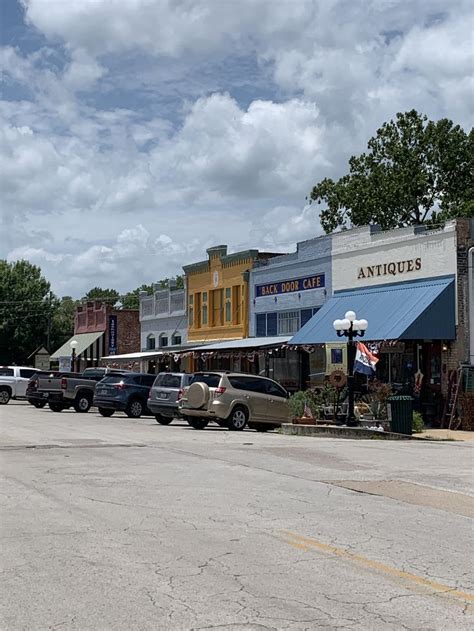 Smithville, TX | Back doors, Places to go, Street view