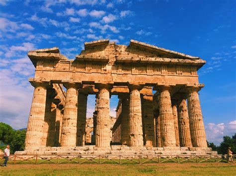 Corinna B's World: Discover The Ancient Greek temples Of Paestum