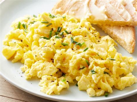 Creamy Cottage Cheese Scrambled Eggs Recipe