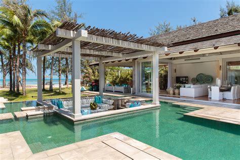 Luxury Beachfront Villa of The Week April 14th 2017 - The Luxury Travel Blog - Travel Luxury Villas