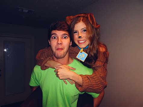 Scooby Doo & Shaggy Couples Halloween Costume | Scooby doo halloween costumes, Cute couple ...