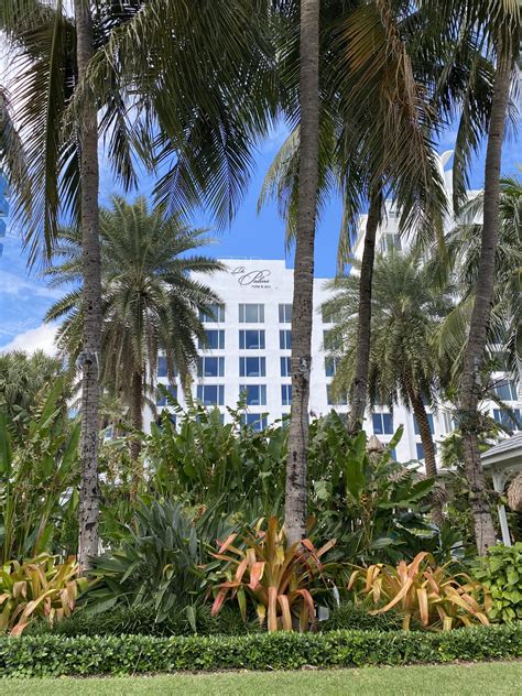 The Palms Hotel & Spa: Staycation or Vacation in Miami Beach