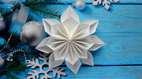 Christmas paper Snowflake/ Paper snowflakes are great handmade Christmas decorations. | Бумажный ...