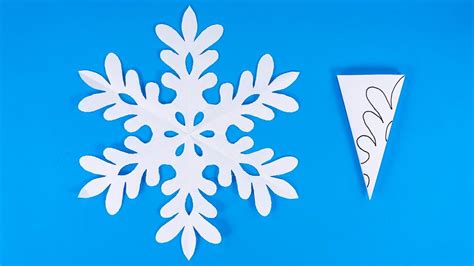 How to make a snowflake out of paper | DIY Paper Snowflakes | Christmas Decoration Ideas - YouTube