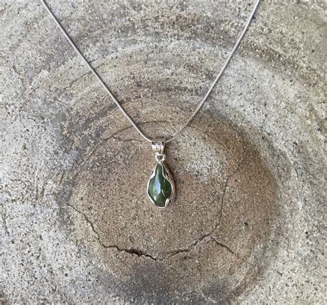 Green Garnet Pendant | Ozmomo Jewellery