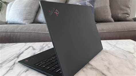 Lenovo ThinkPad X1 Carbon Gen 11 Review: Near-Perfect Business Ultraportable Stays the Course - CNET