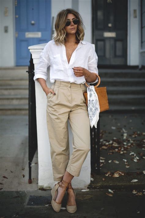 Khaki Pants For Women: Easy Style Guide To Follow This Year 2021 - Fashion Canons