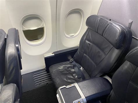 United Airlines Boeing 737 800 First Class Seats | Awesome Home