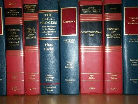 15 Must Read Books for Law Students - Our Legal World