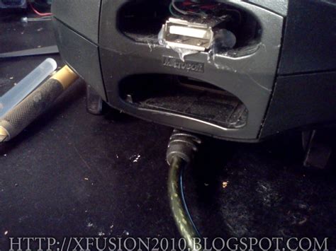 TUTORIAL: Repair A Frayed Controller Cable! ~ xbox m0dz