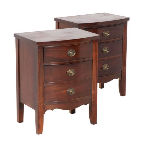 Federal Style Mahogany Night Stands by Dixie Furniture, Pair, Mid-20th Century | EBTH