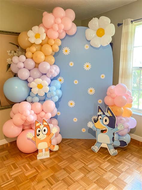 Bluey Birthday Party, Bluey and Bingo Birthday Party, Daisies Birth… | Decoracion fiesta ...