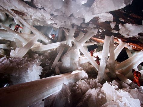 Cave of Crystals "Giant Crystal Cave" at Naica - Mexico - Geology In | Crystal cave, Giant ...