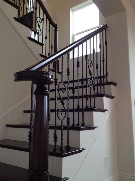 30+ Wrought Iron Modern Stair Railing – DECOOMO