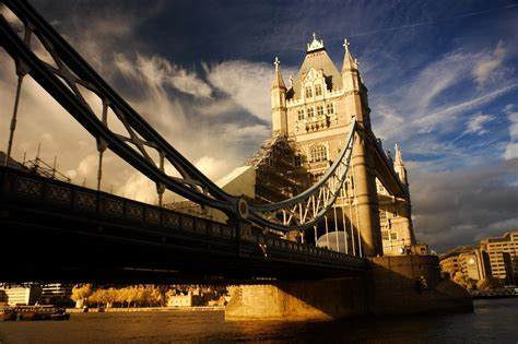 London Tower Bridge HD desktop wallpaper : Widescreen : High Definition : Fullscreen