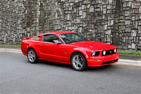 2005 Ford Mustang GT | Motorcar Studio