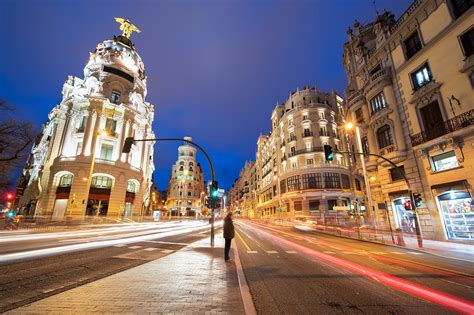 Calle Gran Vía in Madrid - Explore, Shop and Dine Along One of Madrid’s Most Popular Streets ...