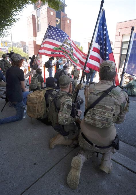 Second Amendment activists march in Richmond, Va. - Minuteman Militia