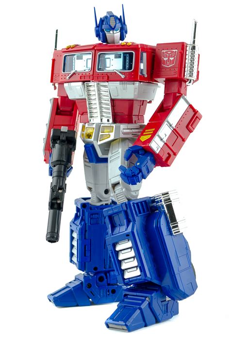 TFW Hasbro Masterpiece Optimus Prime Gallery - Transformers News - TFW2005