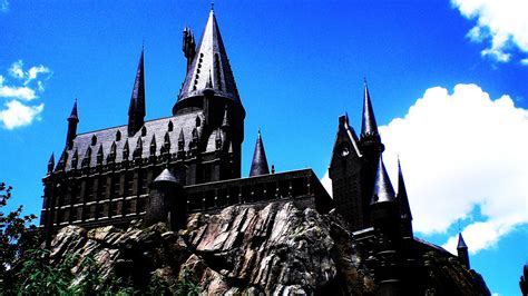 Hogwarts Castle Wallpaper - WallpaperSafari