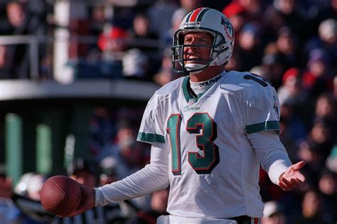 Dan Marino considered leaving Dolphins for Super Bowl chase