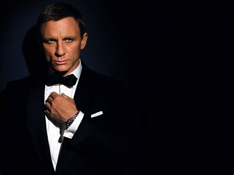 James Bond Wallpapers - Top Free James Bond Backgrounds - WallpaperAccess