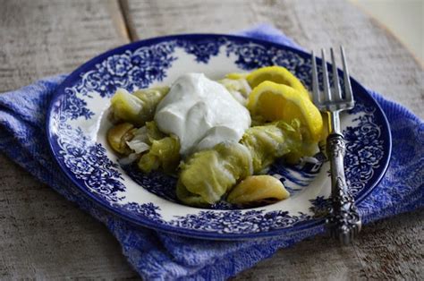 Garlicky Cabbage Rolls Recipe | LEBANESE RECIPES