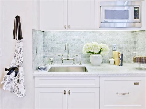 20 Beautiful Marble Kitchen Countertops