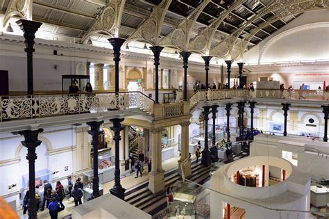 The National Museum of Ireland in Dublin • Go-to-Ireland.com