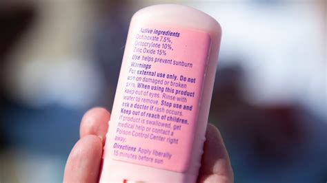 Florida legislation would ban sunscreen with oxybenzone, octinoxate