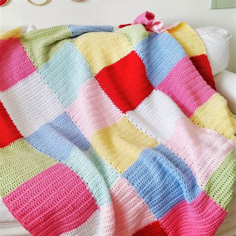 hopscotch lane: Patchwork Crochet Blanket