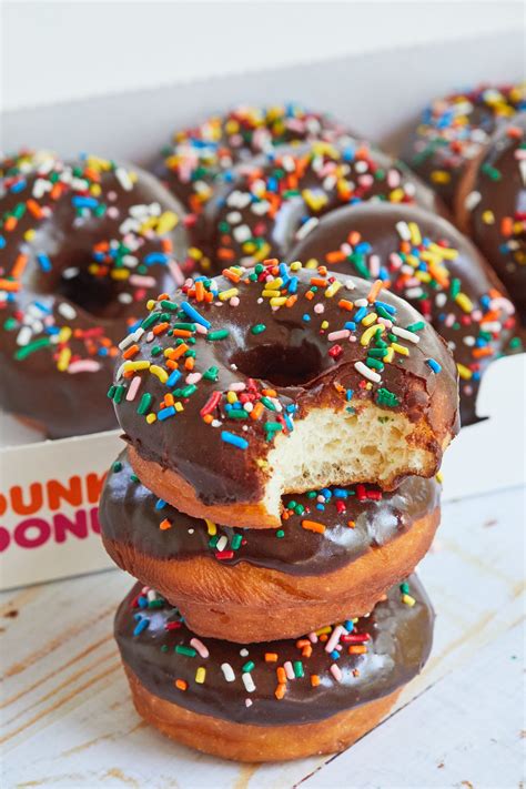 Make Perfect Dunkin Donuts Chocolate Glazed Donuts At Home – Uisnacks Delicious