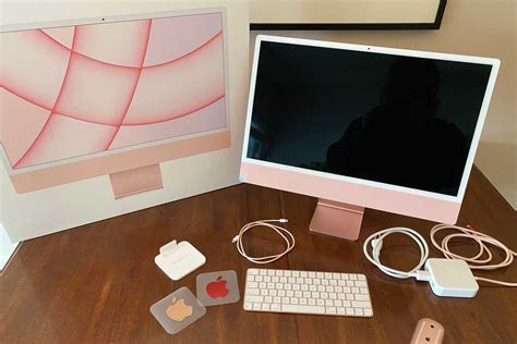 Hands-on with the 24-inch iMac: Simply gorgeous, inside and out (of the ...