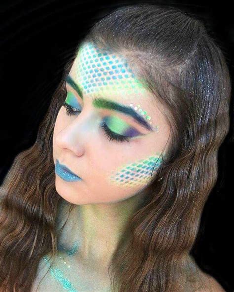 The Best Mermaid Makeup Ideas and Tips for Halloween - Glamour