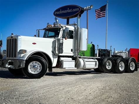 2020 PETERBILT 389 TRI AXLE DAYCAB 662450 - Truck Market