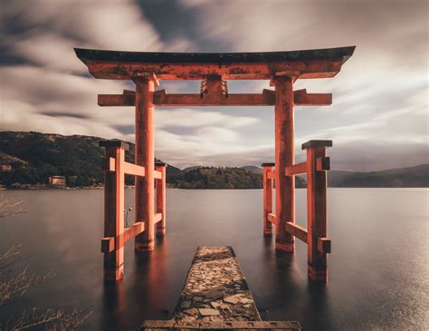 2048x1536 resolution | brown and black Torii, Tianshu Liu, Hakone, Japan, landscape HD wallpaper ...