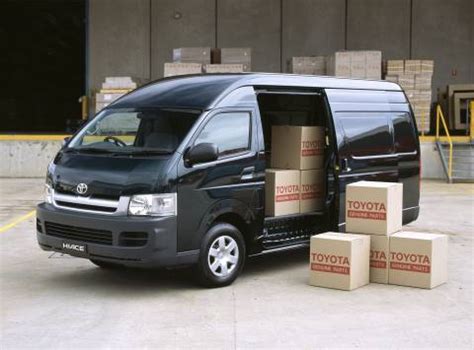 Toyota Hiace Diesel: Photos, Reviews, News, Specs, Buy car