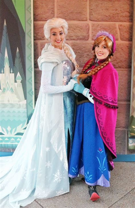 Elsa & Anna Disney Elsa, Disney Girls, Disney Frozen, Walt Disney, Disney Princess, Frozen ...