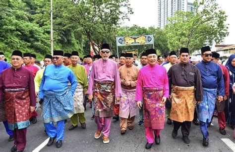 Thousands join Maulidur Rasul celebration in Sabah, Sarawak | MCI