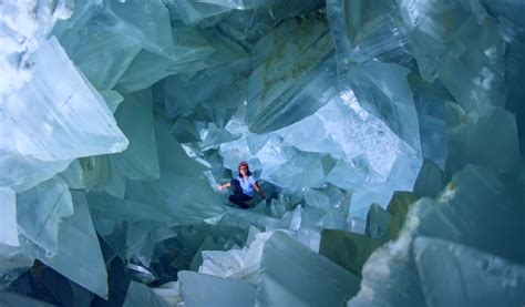 World's Largest Crystal Cave - Pulpy Geode - Almeria