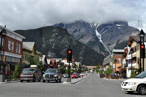 8 Of The Most Beautiful Towns In Canada | tentree®