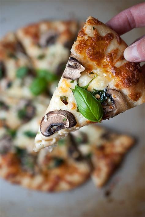 Mushroom, Garlic, & Spinach Pizza | Life is but a Dish