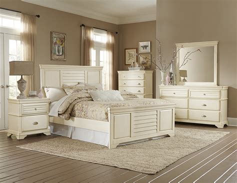 Laurinda Antique White Panel Bedroom Set from Homelegance | Coleman Furniture