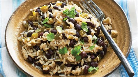 The Best Cuban Beans and Rice – Easy Recipes To Make at Home