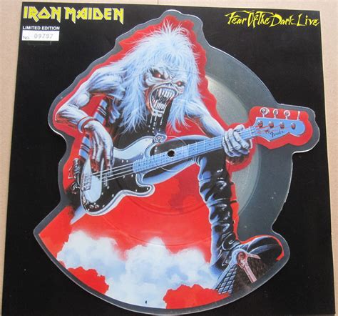 Totally Vinyl Records || Iron Maiden - Fear of the dark (live) 7 inch Picture Disc Shaped