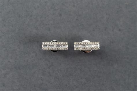 14K White Gold Diamond Bar Earrings - Fuenfer Jewelers