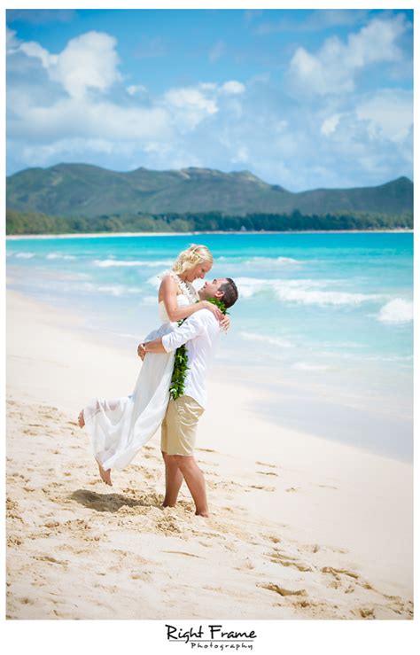 Hawaii Beach Wedding by RIGHT FRAME PHOTOGRAPHY