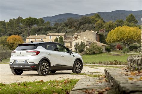 Renault Captur. The favorite versions of the French - Ace Mind