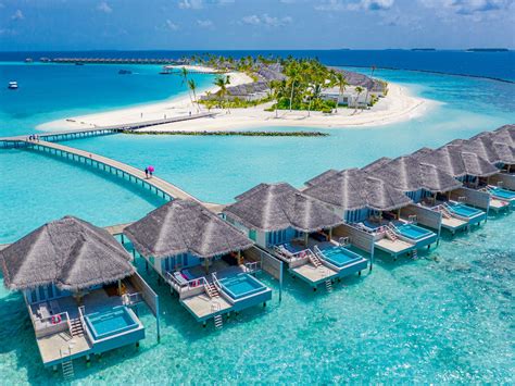 Best Hotel in Maldives for couples for the year of 2024